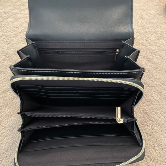 Smiley face bag / crossbody - Picture 3 of 6